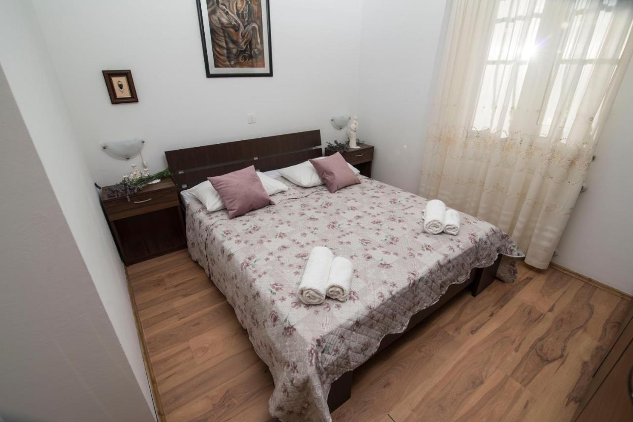 Apartment Alba Medveja Esterno foto